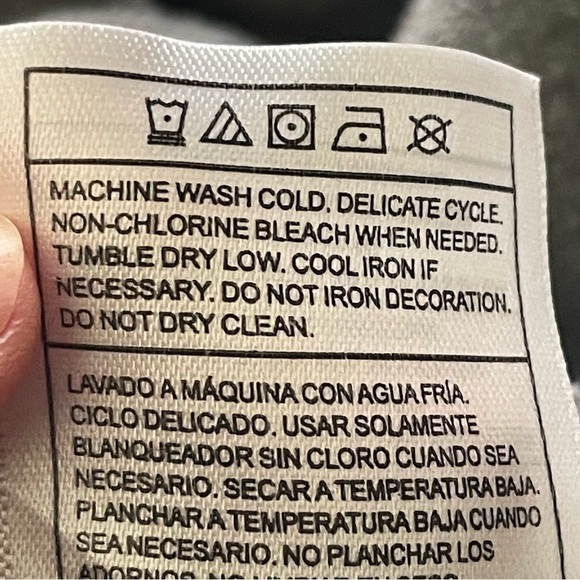 Puma Kids Pullover Hoodie – Gray & Burgundy  Size: Small (8) - Picture 8 of 11